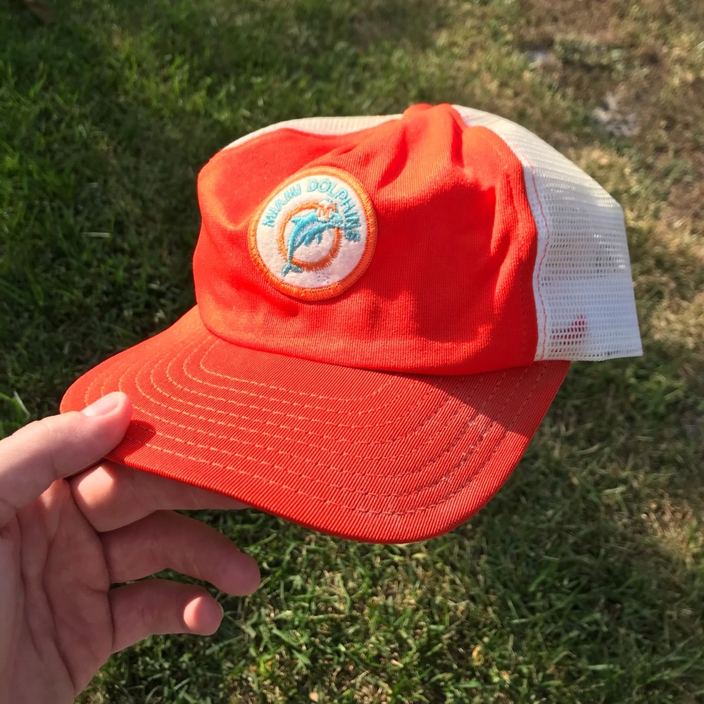 VINTAGE MIAMI DOLPHINS TRUCKER HAT